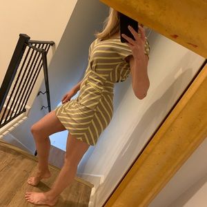 Ark&Co stunning dress